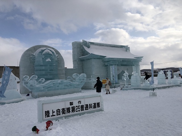 今年のメイン氷像はアマビエさまと諫早神社